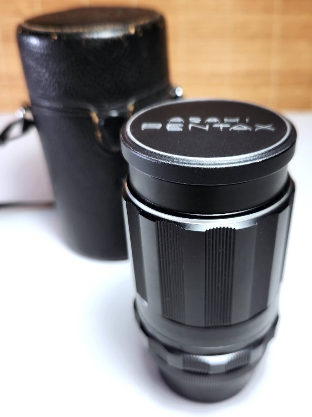Asahi Pentax SMC Takumar 135mm f3.5 Lens M42 Screw Mount Vintage Case Filter Cap